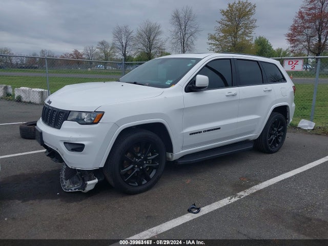 1C4RJFAGXMC727542 Jeep Grand Cherokee Laredo X 4x4