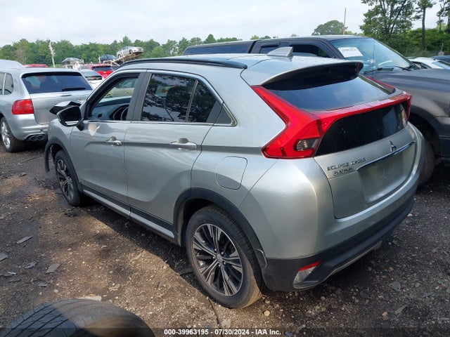 2020 MITSUBISHI ECLIPSE CROSS JA4AT5AA9LZ015168 Photo 2