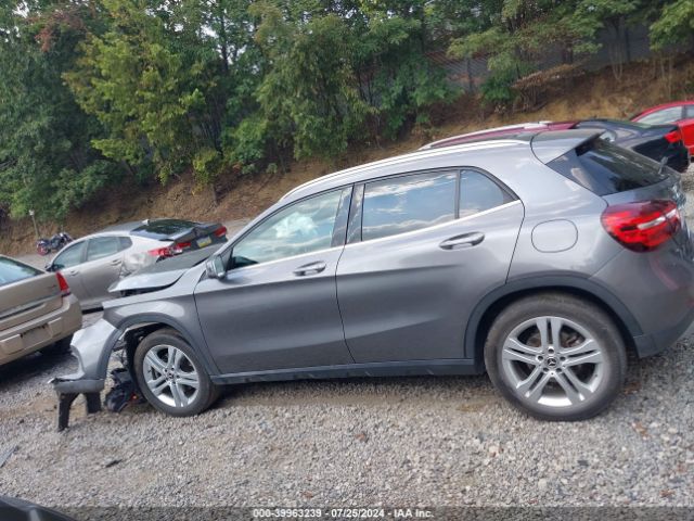 WDCTG4GB5JJ523348 Mercedes-Benz Gla 250 4matic
