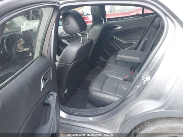 WDCTG4GB5JJ523348 Mercedes-Benz Gla 250 4matic