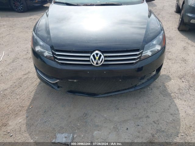 1VWAT7A33EC113389 Volkswagen Passat 1.8t Wolfsburg Edition