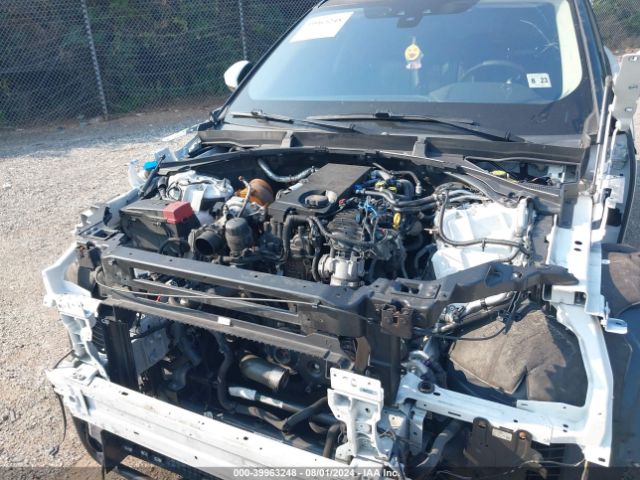 SALYB2RN0JA765768 Land Rover Range Rover Velar D180 S