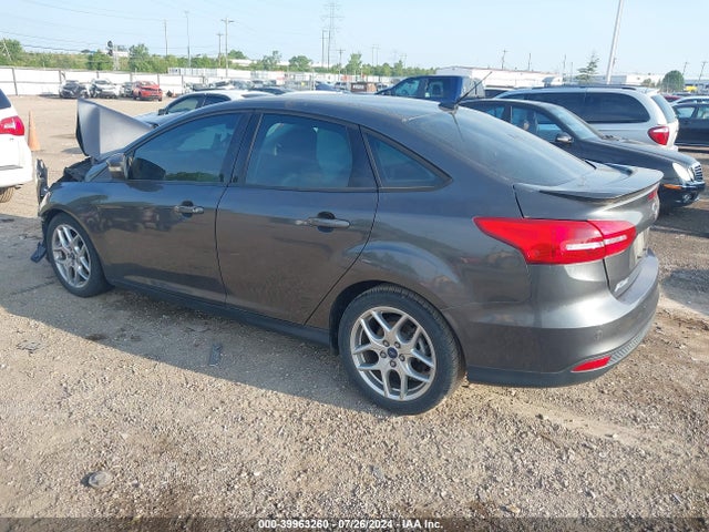 Ford FOCUS SE 2015 1FADP3F25FL311377 Image 3