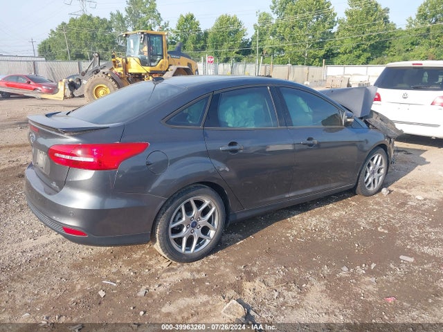 Ford FOCUS SE 2015 1FADP3F25FL311377 Image 4