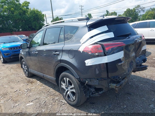 Toyota RAV4 LE 2017 2T3BFREV7HW646773 Image 3