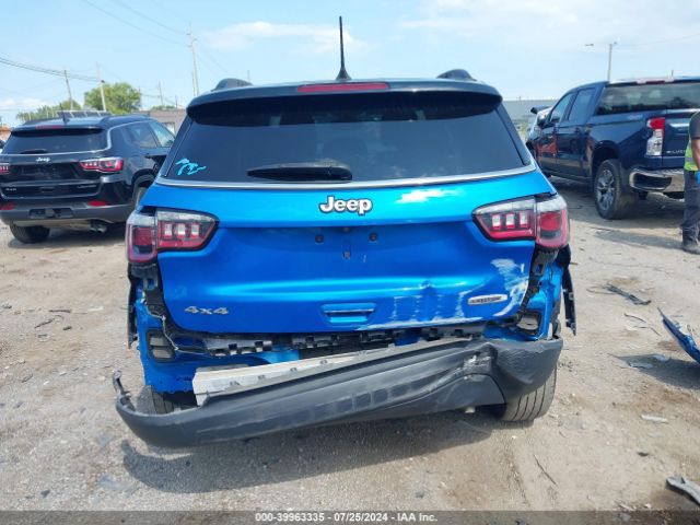 3C4NJDBB1JT456814 Jeep Compass Latitude 4x4