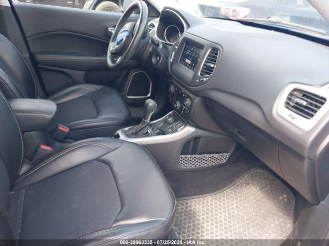 3C4NJDBB1JT456814 Jeep Compass Latitude 4x4
