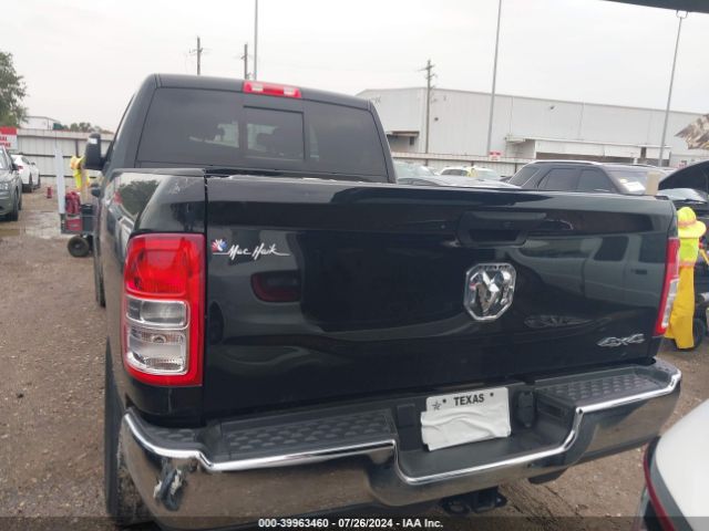 3C6UR5CL4PG638095 RAM 2500 Tradesman  4x4 6'4 Box