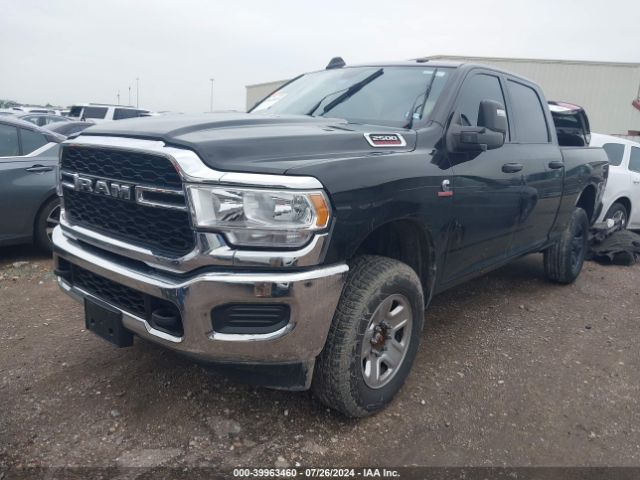 3C6UR5CL4PG638095 RAM 2500 Tradesman  4x4 6'4 Box