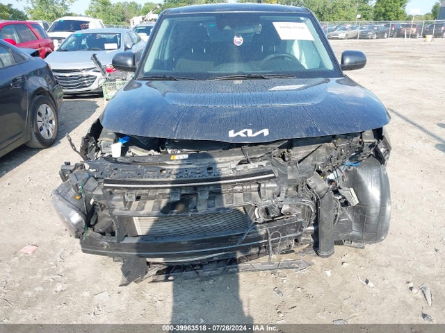 KIA SOUL LX 2022 KNDJ23AU4N7834417 Image 13