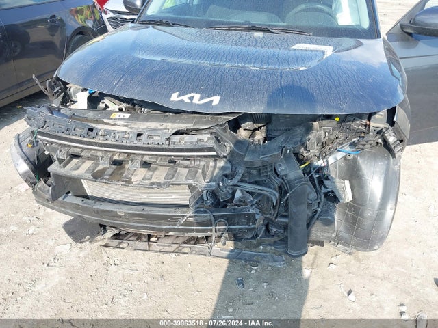 KIA SOUL LX 2022 KNDJ23AU4N7834417 Image 6