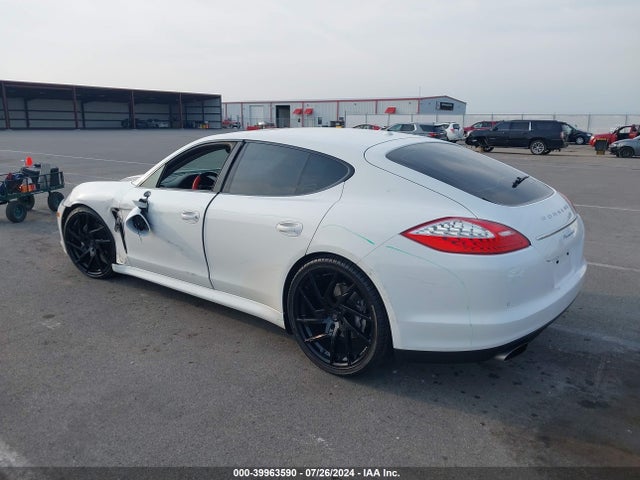 2012 PORSCHE PANAMERA WP0AA2A79CL017732 Photo 2