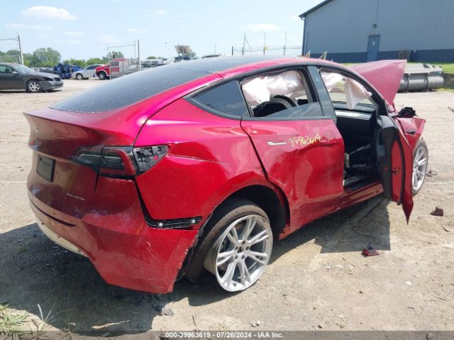 2024 TESLA MODEL Y 7SAYGDEE3RF992226 Photo 3