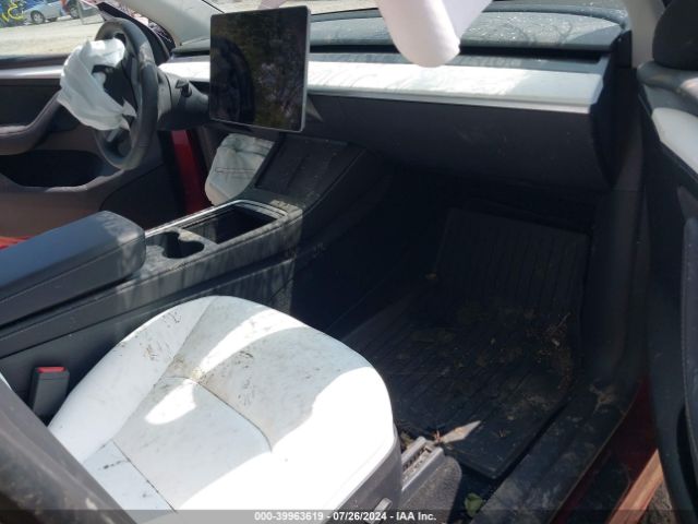 2024 TESLA MODEL Y 7SAYGDEE3RF992226 Photo 4