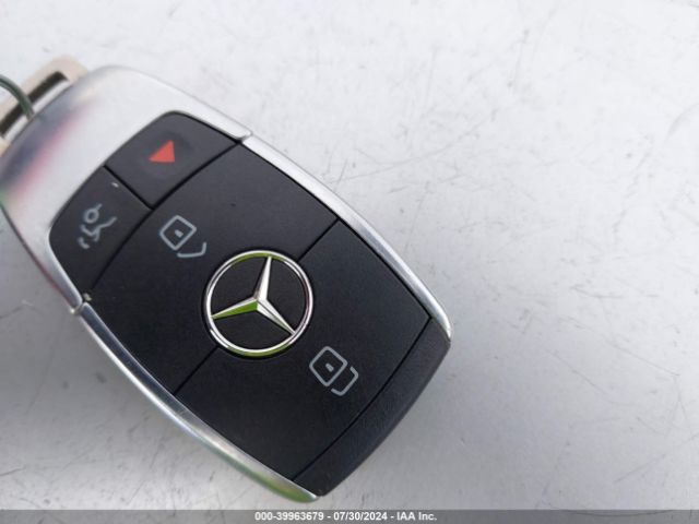 W1N0G8DB9NG080072 Mercedes-Benz Glc 300 Suv