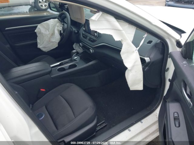 1N4BL4DV5NN390901 Nissan Altima Sv Fwd