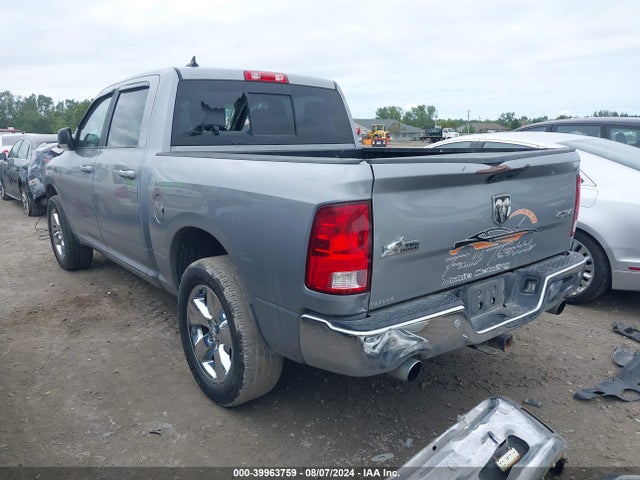1C6RR7LT3KS690028 RAM 1500 Classic Big Horn  4x4 5'7 Box