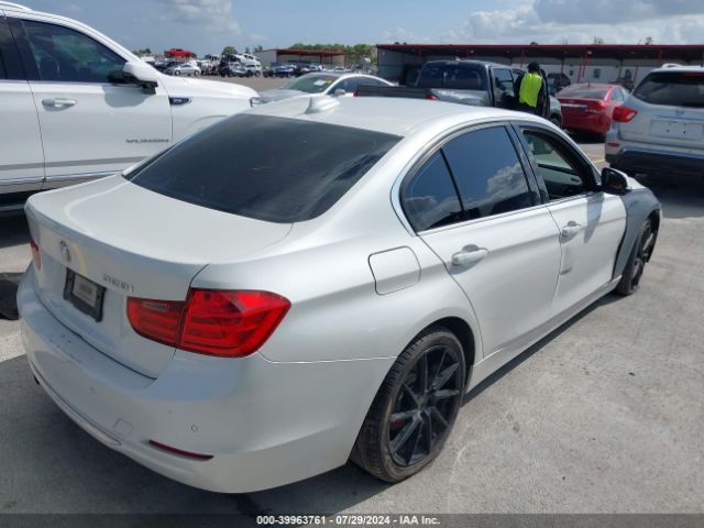 WBA3A5C58FF610973 BMW 328I