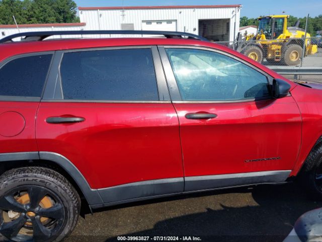 1C4PJLAB2HW561533 Jeep Cherokee Altitude Fwd