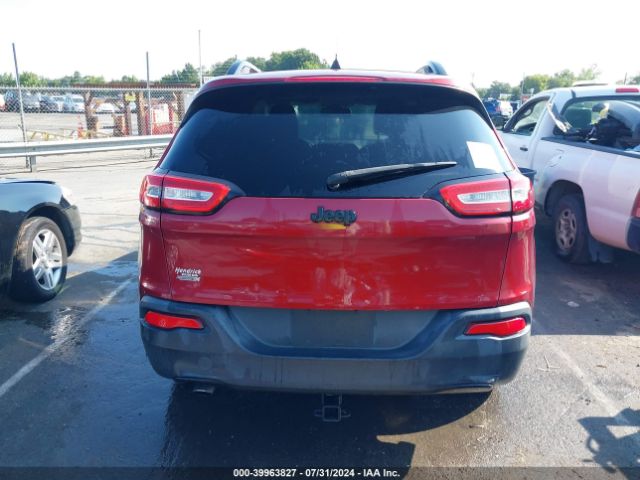 1C4PJLAB2HW561533 Jeep Cherokee Altitude Fwd