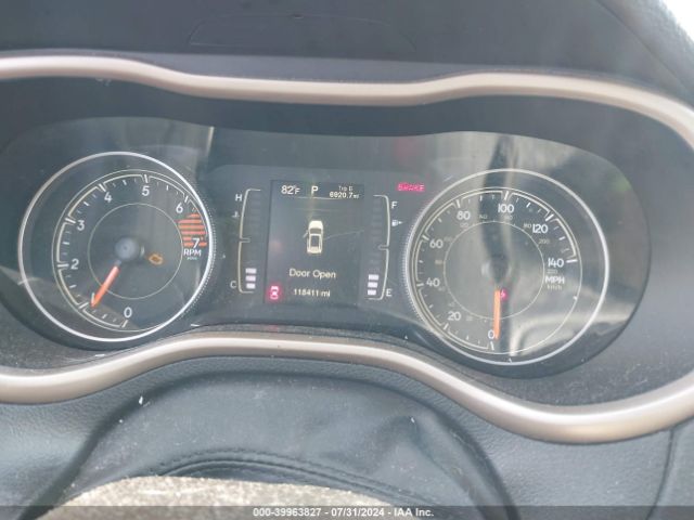 1C4PJLAB2HW561533 Jeep Cherokee Altitude Fwd