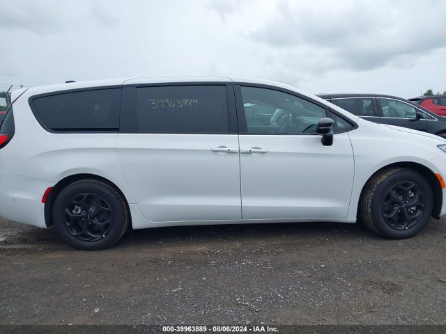 Chrysler Pacifica Hybrid Select 2024 2C4RC1S74RR156558 Image 14
