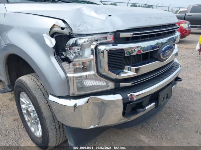 1FT7W2BT8NEG42556 Ford F-250 Xlt