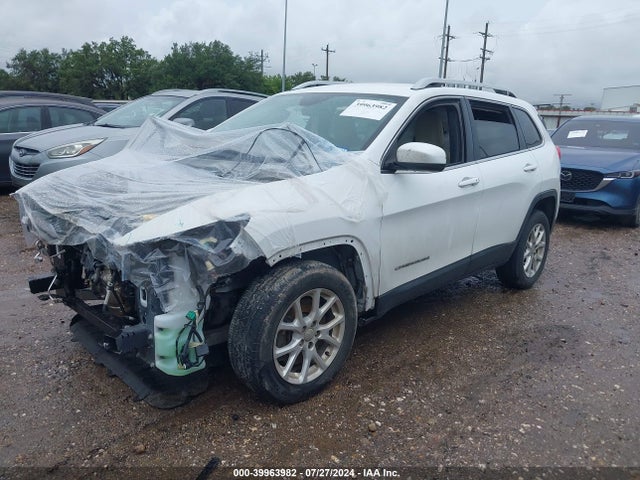 Jeep Cherokee Latitude 2016 1C4PJLCS7GW107807 Image 2