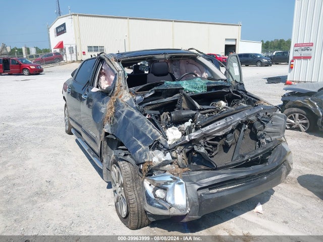 5TFFW5F12HX224119 Toyota Tundra Limited 5.7l V8