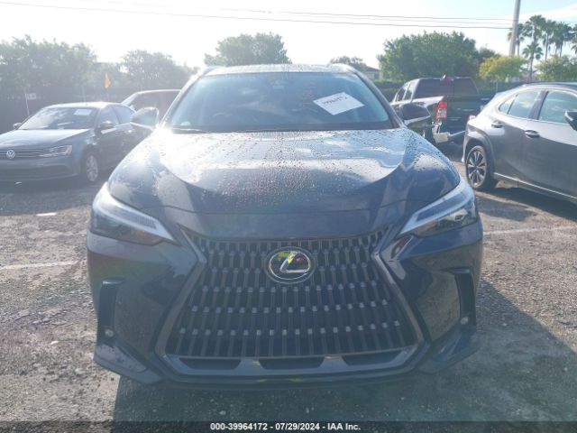 2T2ADCAZ3RC006106 Lexus NX 250