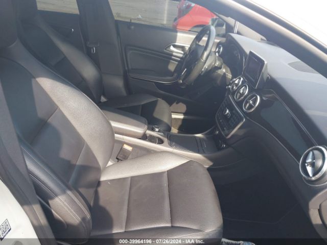 2014 MERCEDES-BENZ CLA 250 WDDSJ4GB6EN119403 Photo 4