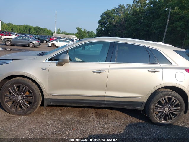 1GYKNCRS0HZ140793 Cadillac Xt5 Premium Luxury