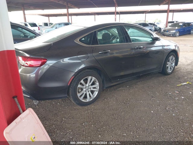 Chrysler 200 Limited 2015 1C3CCCAB2FN558969 Image 4