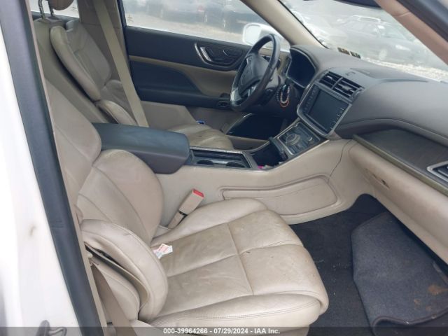 1LN6L9SK8H5629259 Lincoln Continental Select