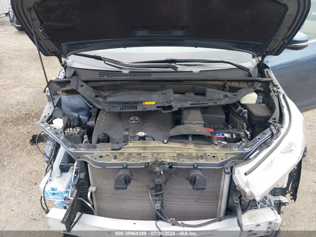 Toyota Highlander Xle 2018 5TDJZRFH8JS911624 Image 10