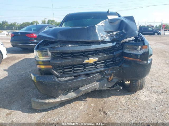 1GCVKPEC4JZ355326 Chevrolet Silverado 1500 Custom
