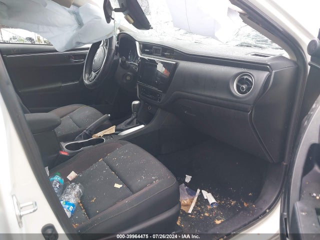 Toyota COROLLA LE 2019 5YFBURHE4KP886737 Image 5