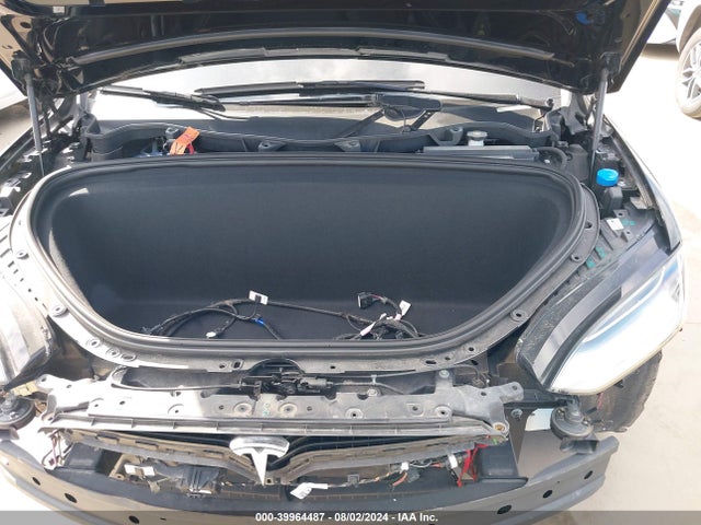 Tesla Model X 60d/70d/75d/90d 2016 5YJXCAE2XGF004543 Image 10