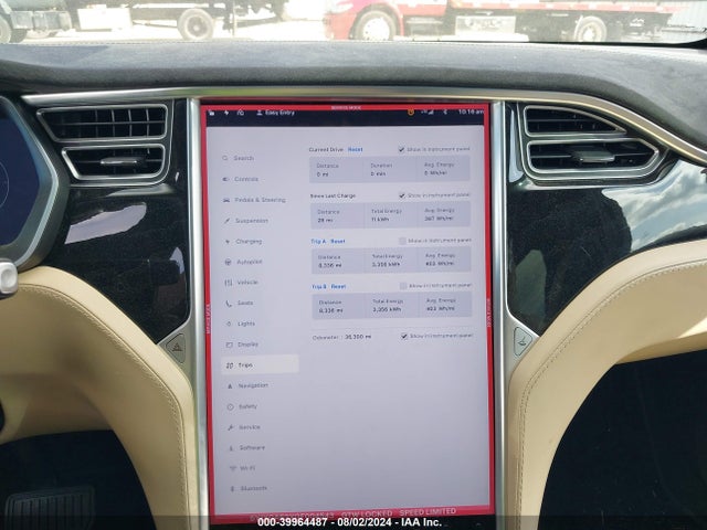 Tesla Model X 60d/70d/75d/90d 2016 5YJXCAE2XGF004543 Image 16