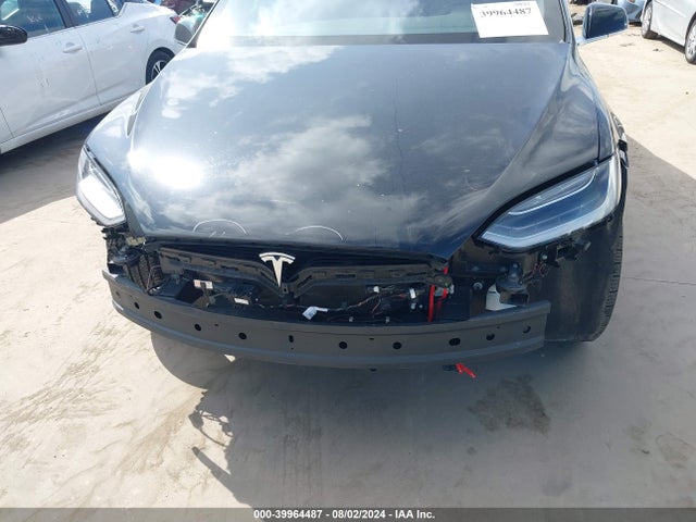 Tesla Model X 60d/70d/75d/90d 2016 5YJXCAE2XGF004543 Image 6
