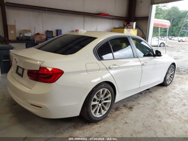 WBA8E1G51GNT38013 BMW 320i