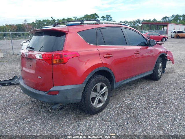 Toyota Rav4 Xle 2015 JTMWFREV0FJ035867 Image 4