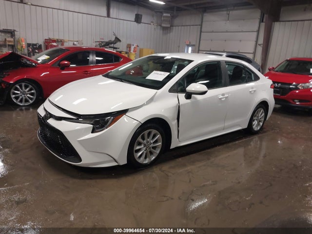 Toyota COROLLA LE 2021 5YFVPMAEXMP254037 Image 2