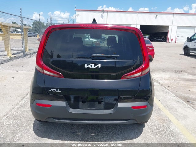 KIA SOUL LX 2022 KNDJ23AU8N7184152 Image 17