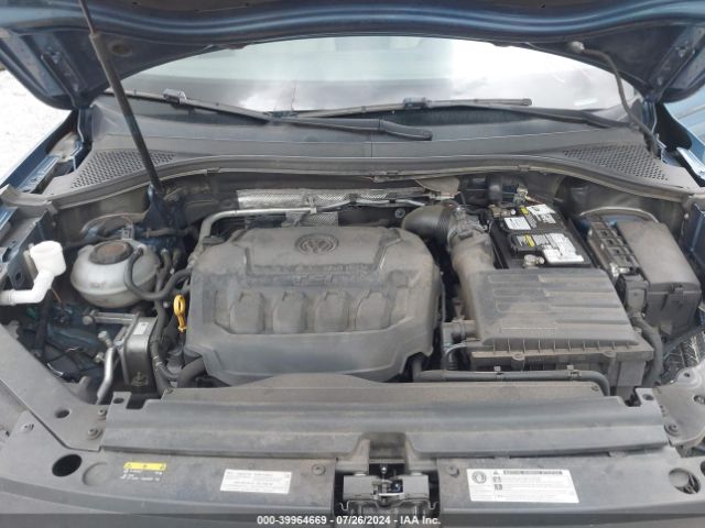 3VV3B7AX4JM031974 Volkswagen Tiguan 2.0t Se/2.0t Sel