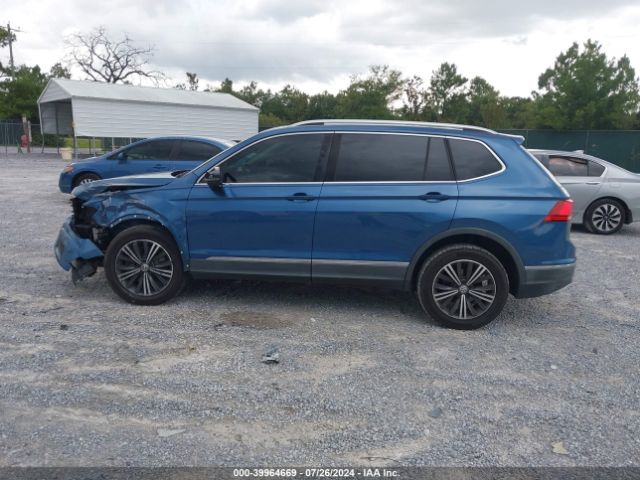 3VV3B7AX4JM031974 Volkswagen Tiguan 2.0t Se/2.0t Sel
