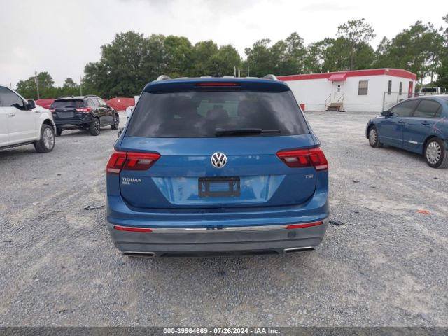 3VV3B7AX4JM031974 Volkswagen Tiguan 2.0t Se/2.0t Sel