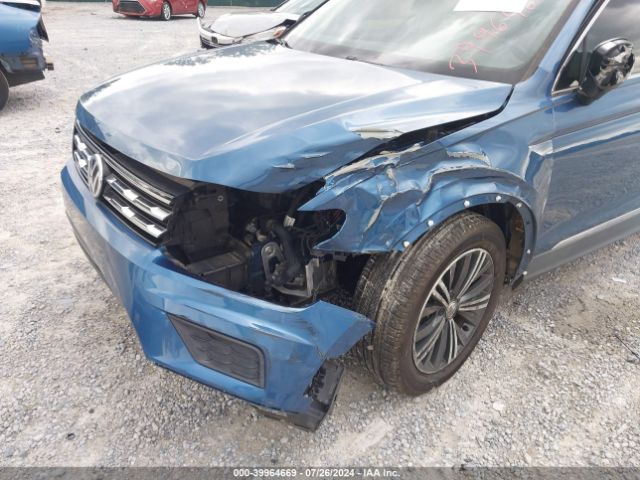 3VV3B7AX4JM031974 Volkswagen Tiguan 2.0t Se/2.0t Sel