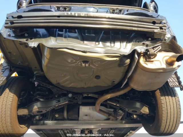 5YFEPMAE5MP226811 Toyota COROLLA LE