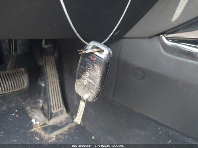 5XYKTDA68EG458820 KIA SORENTO LX